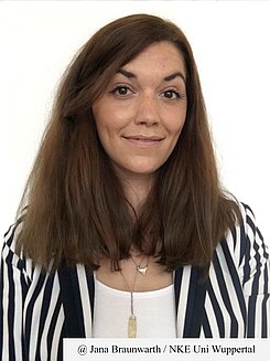 Frau Dr. Jana Isabelle Braunwarth